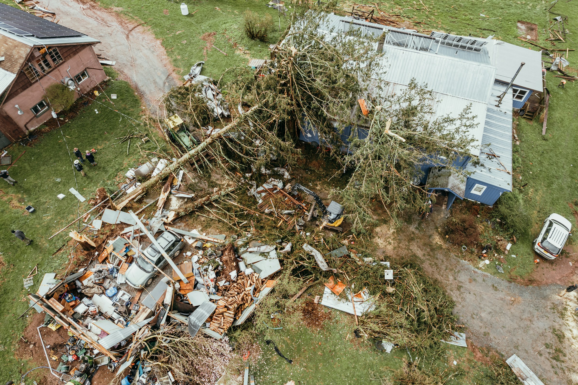 Storm damage job in Miami, FL